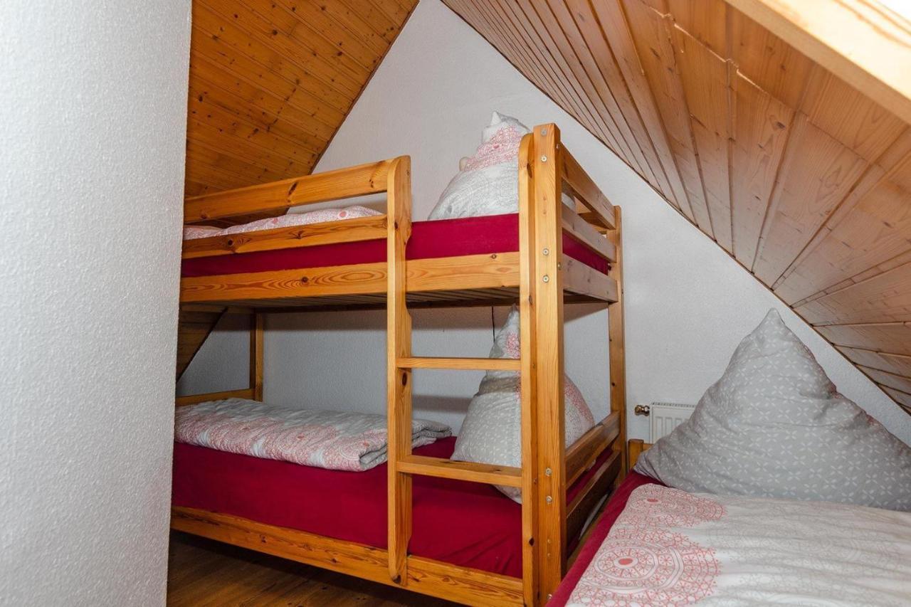 3-R-Ferienwohnung-Fuer-4-Personen-In-Schaprode-Auf-Ruegen-Zi3 Eksteriør bilde
